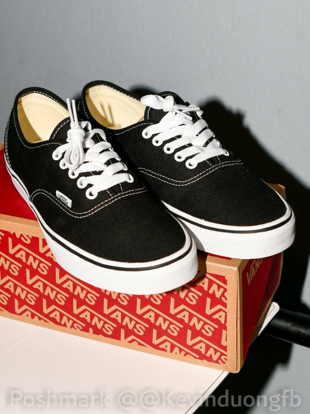 Vans Authentic Shoe Authentic Lace-Up Deck Shoe Canvas Upper